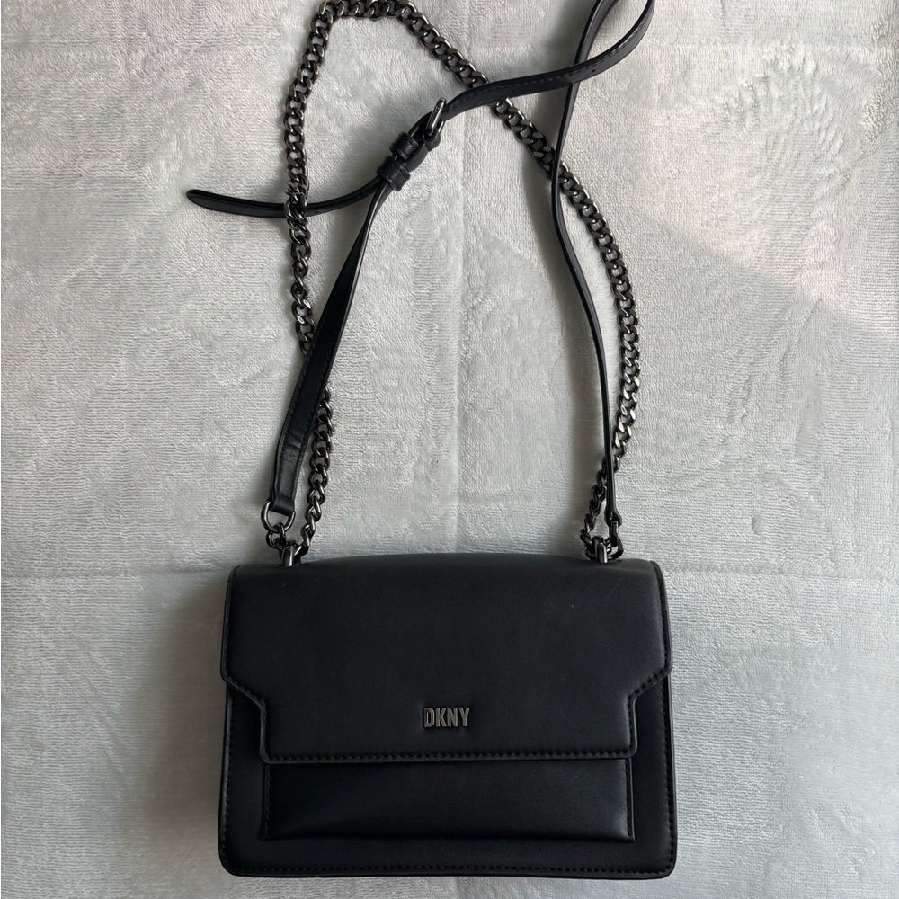 DKNY Millie Shoulder/Crossbody BAG‼️